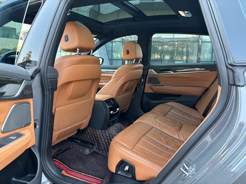 BMW 6 SERIES GT