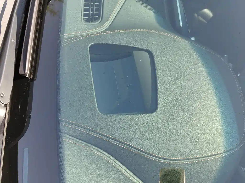 Cadillac CT5 — миниатюра 14