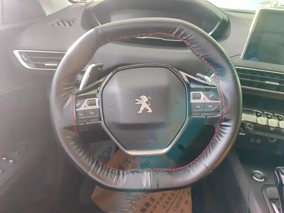 Peugeot 5008 — миниатюра 15