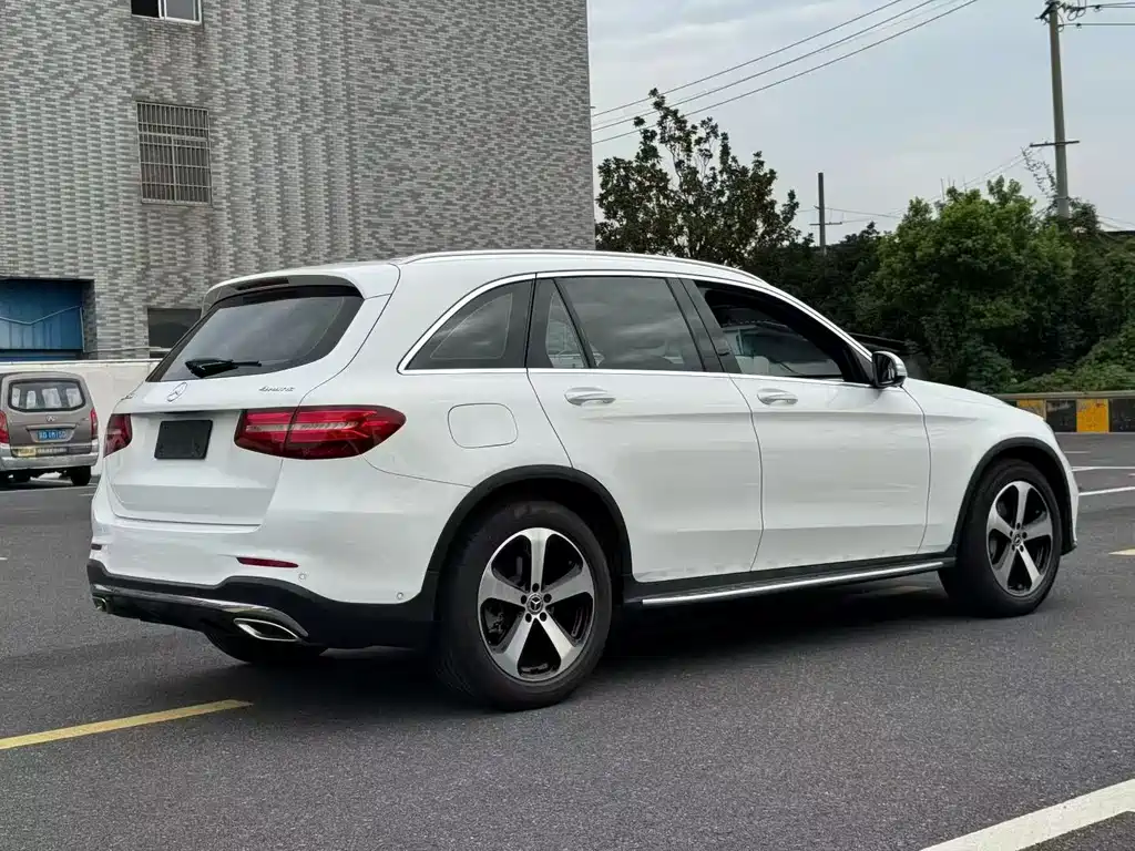 Mercedes-Benz GLC — миниатюра 8