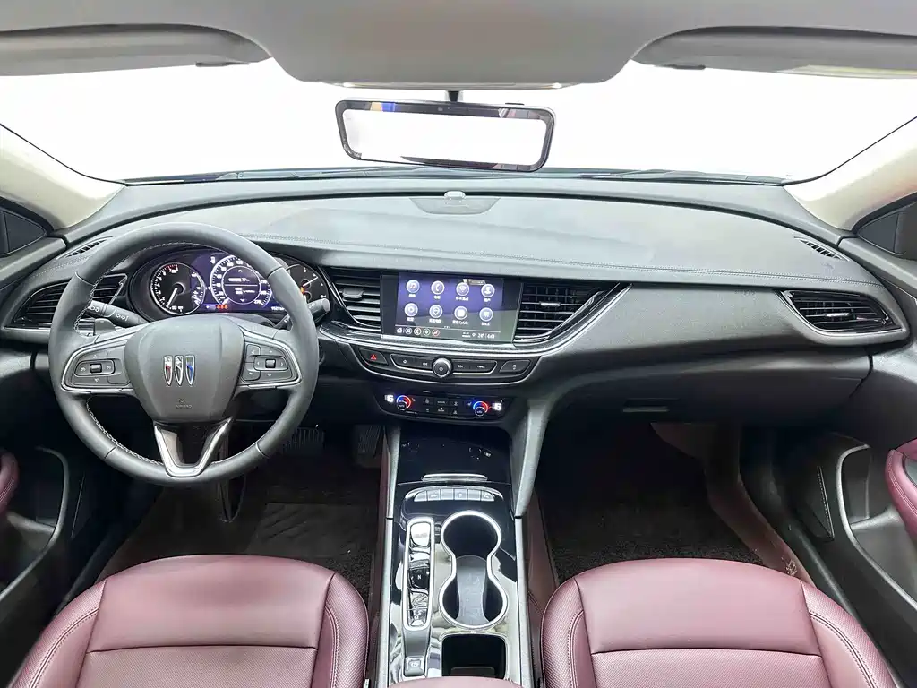 Buick Regal — миниатюра 8