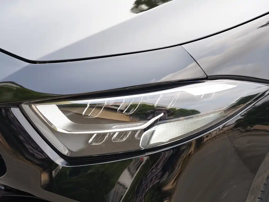 Mercedes-Benz CLS 2021 CLS 300 Luxury