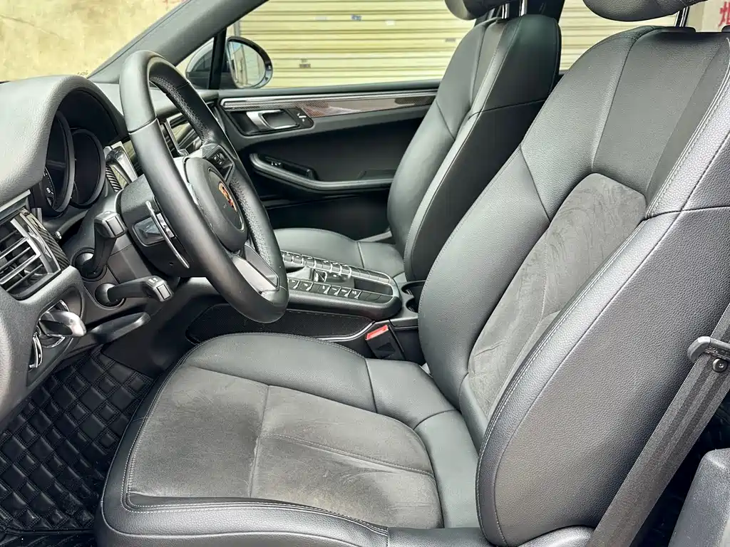 Porsche Macan - фото 8