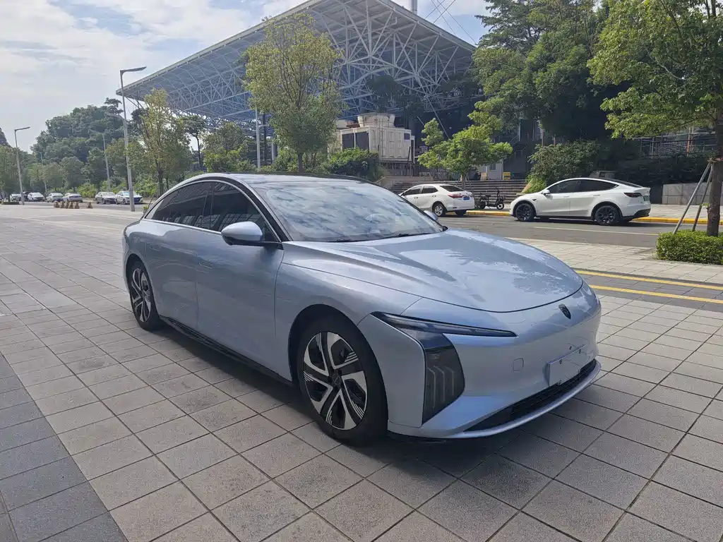 Fengxing Xinghai S7 — миниатюра 3