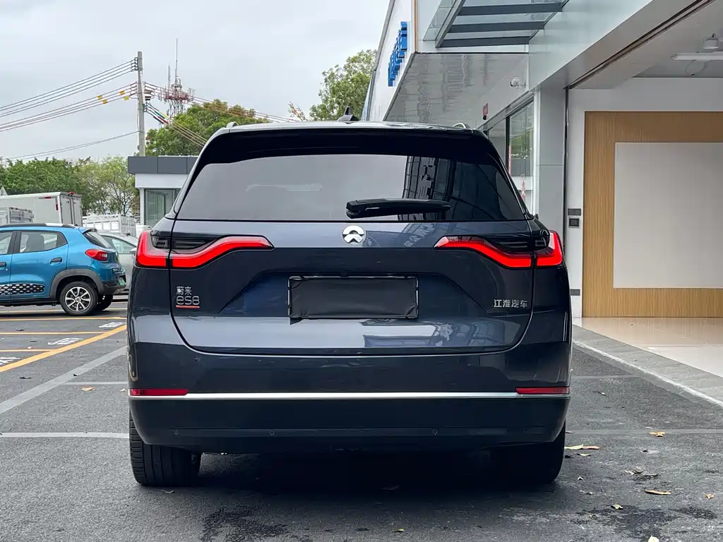 NIO NIO ES8