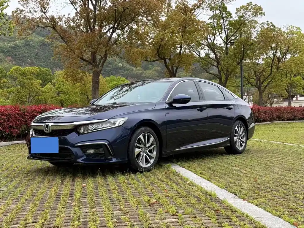 Honda Inspire 2020