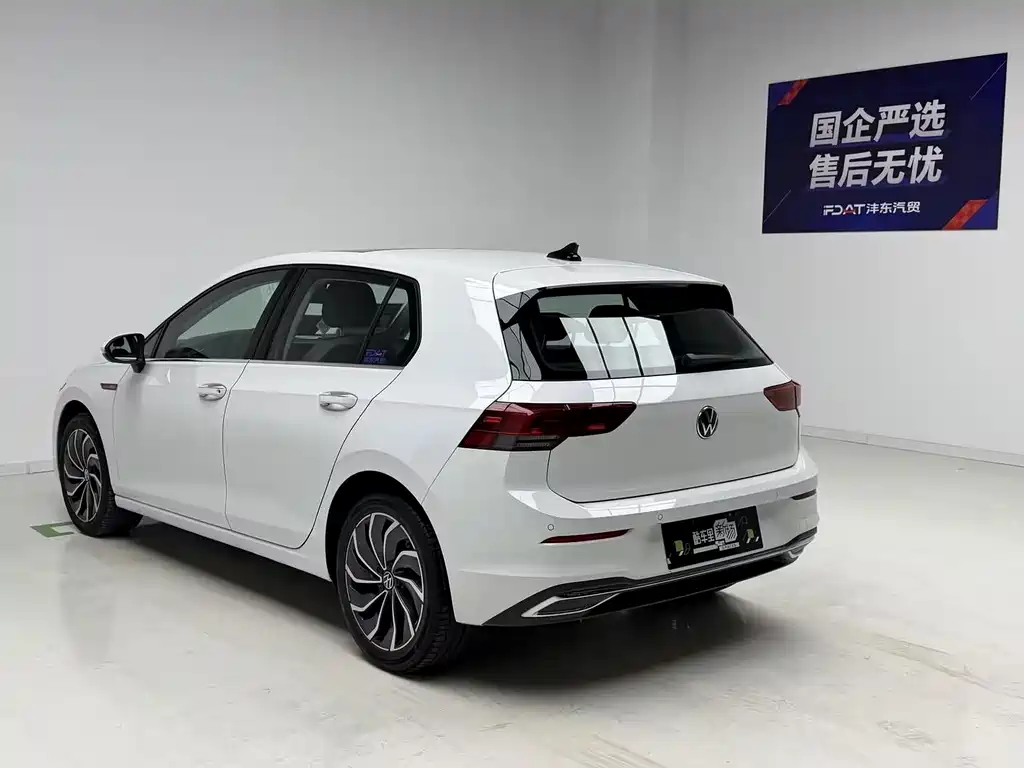 Volkswagen Golf — миниатюра 6