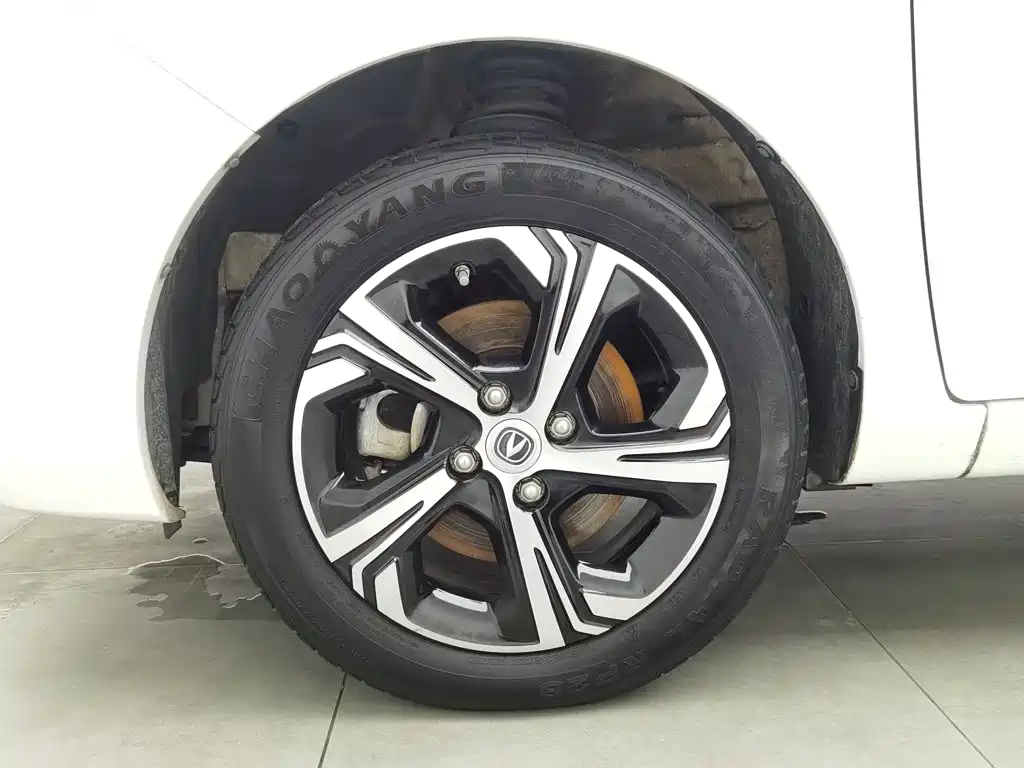 Changan Benben E-Star — миниатюра 17