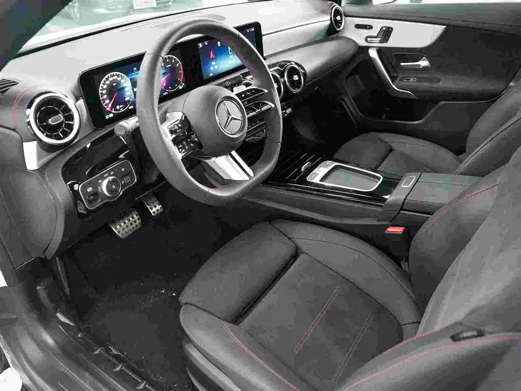Mercedes-Benz CLA (Import) — миниатюра 11