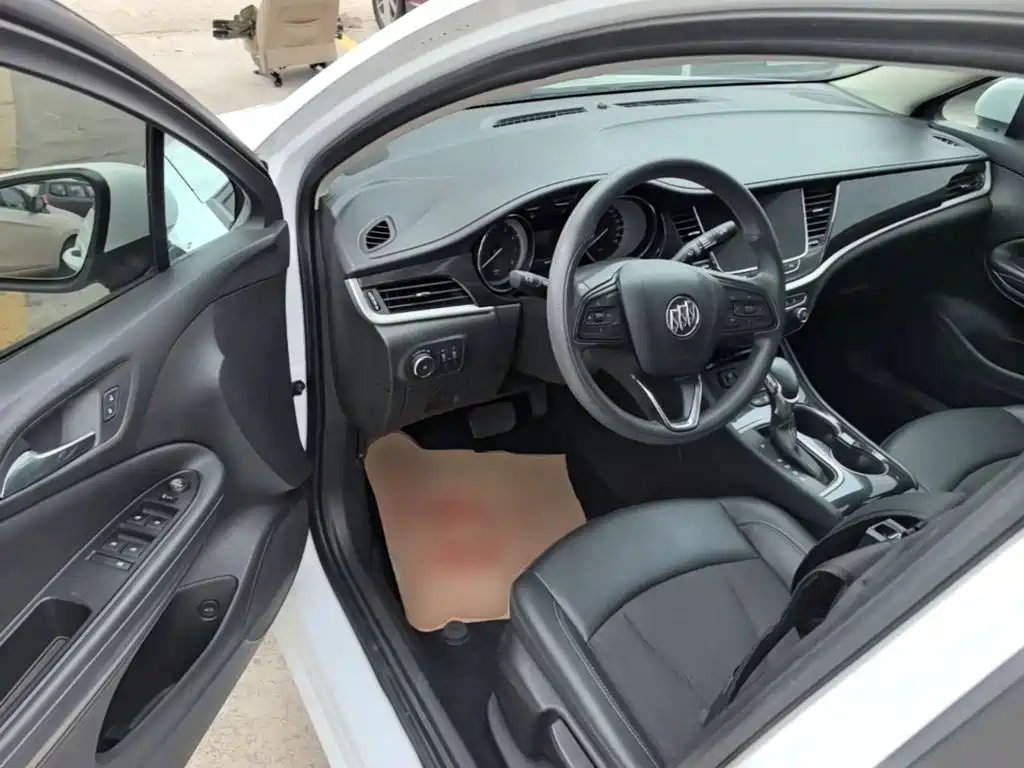 Buick Verano — миниатюра 16