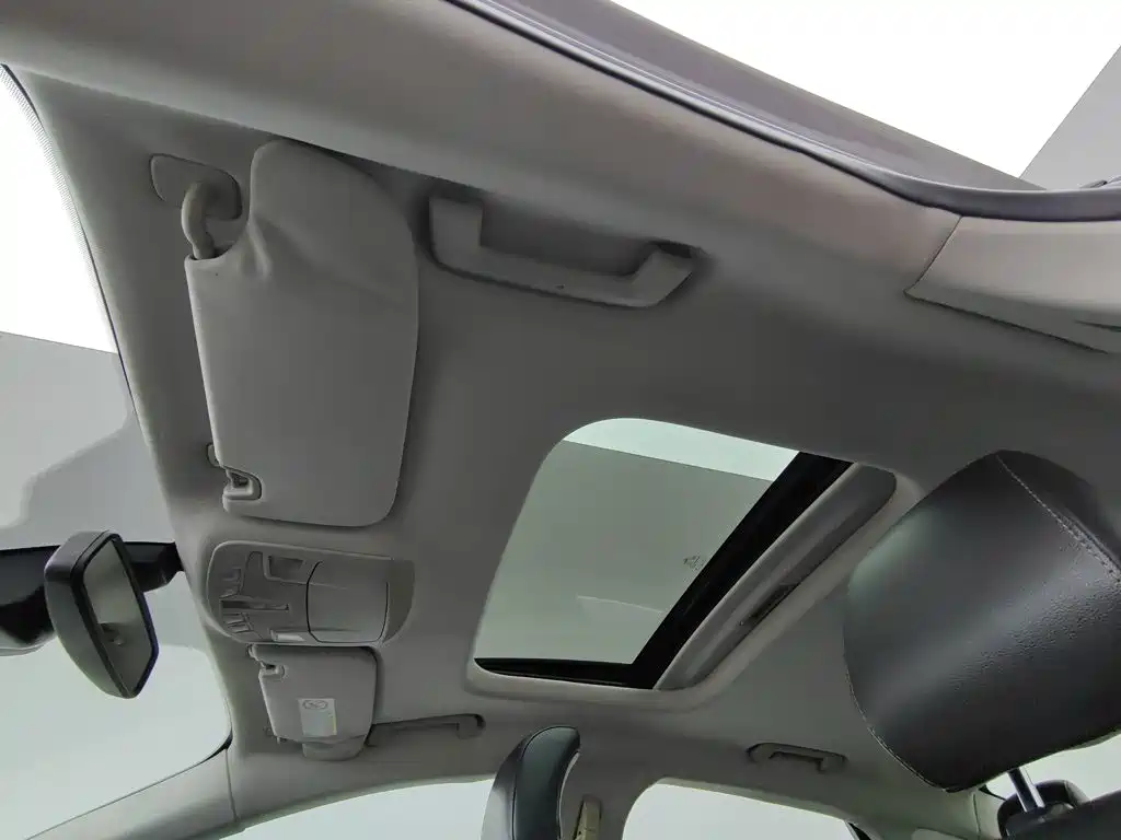 Ford Mondeo — миниатюра 14