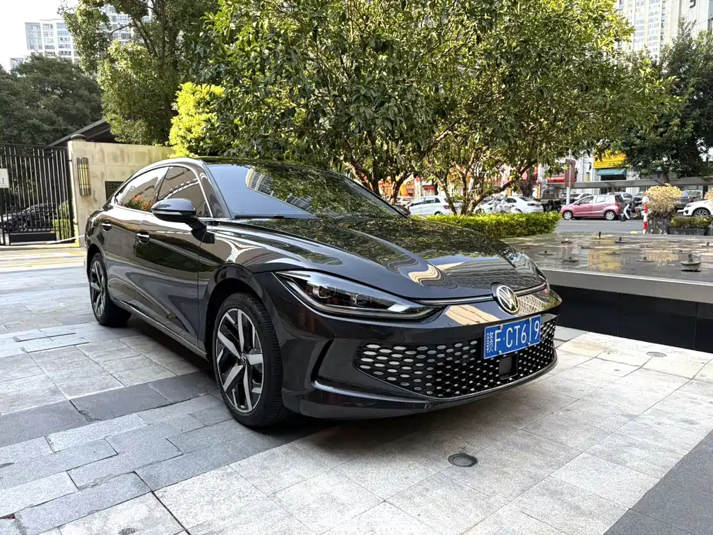 Volkswagen Lamando — миниатюра 7