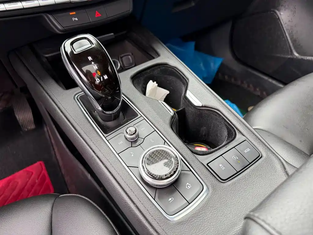 Cadillac XT4 — миниатюра 9