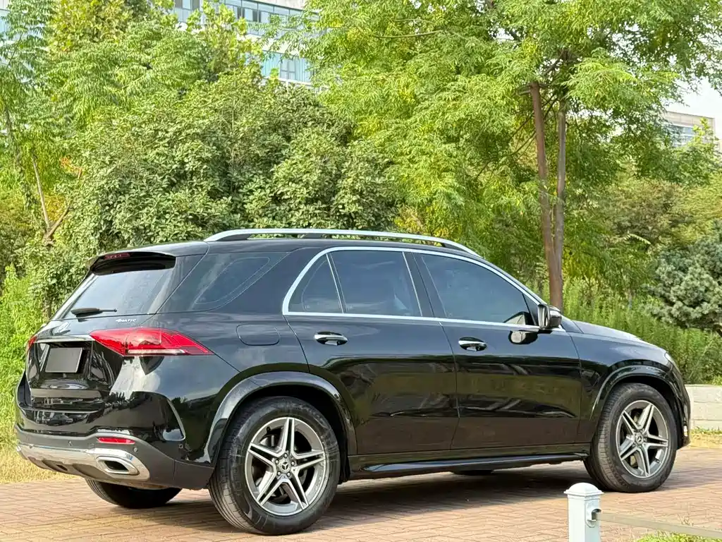 Mercedes-Benz GLE (Import) — миниатюра 9