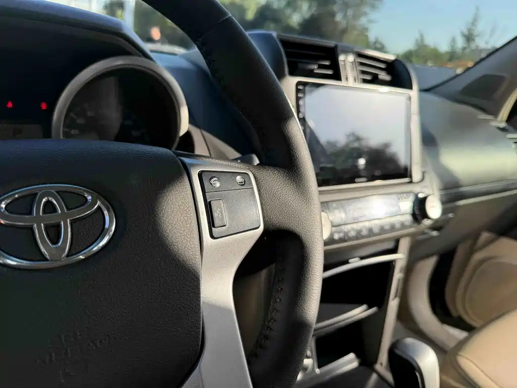 Toyota Prado (Import) — миниатюра 6