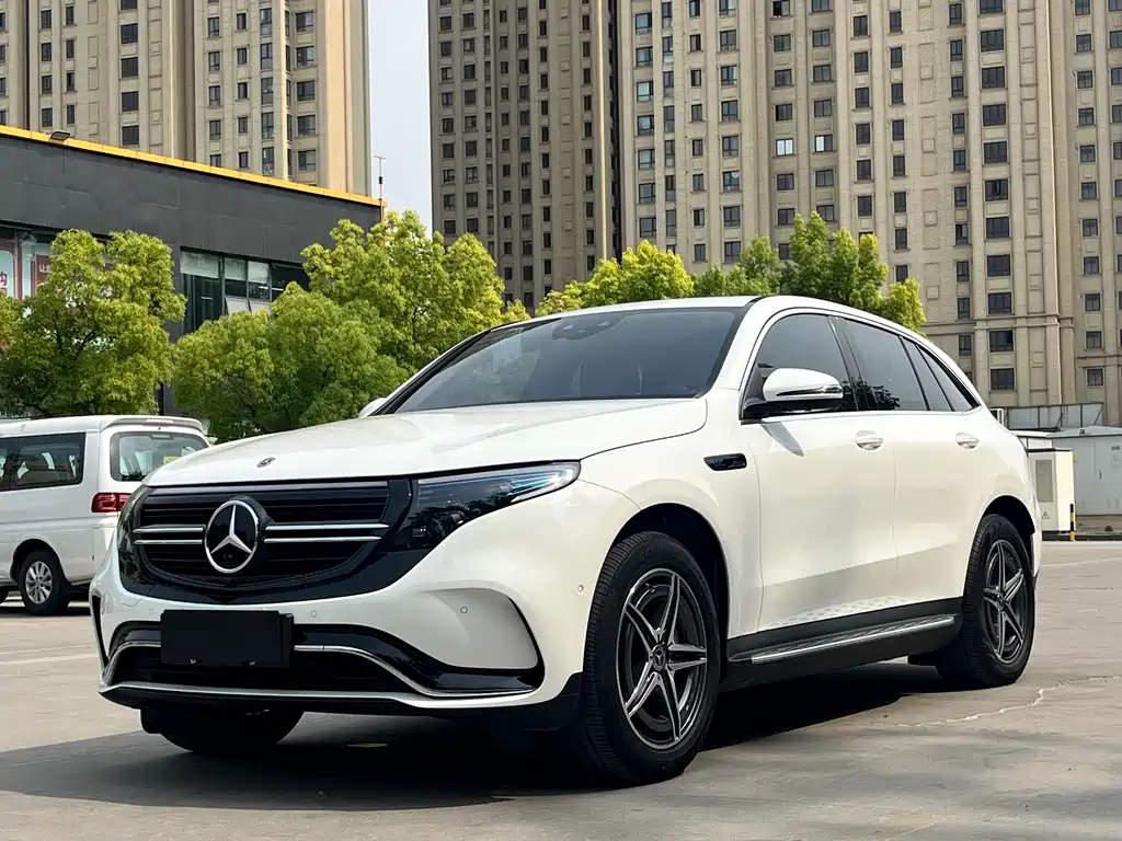 Mercedes-Benz EQC 2023