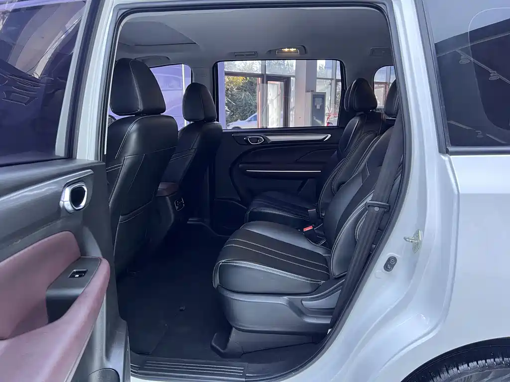 GAC Motor Trumpchi M6 — миниатюра 13