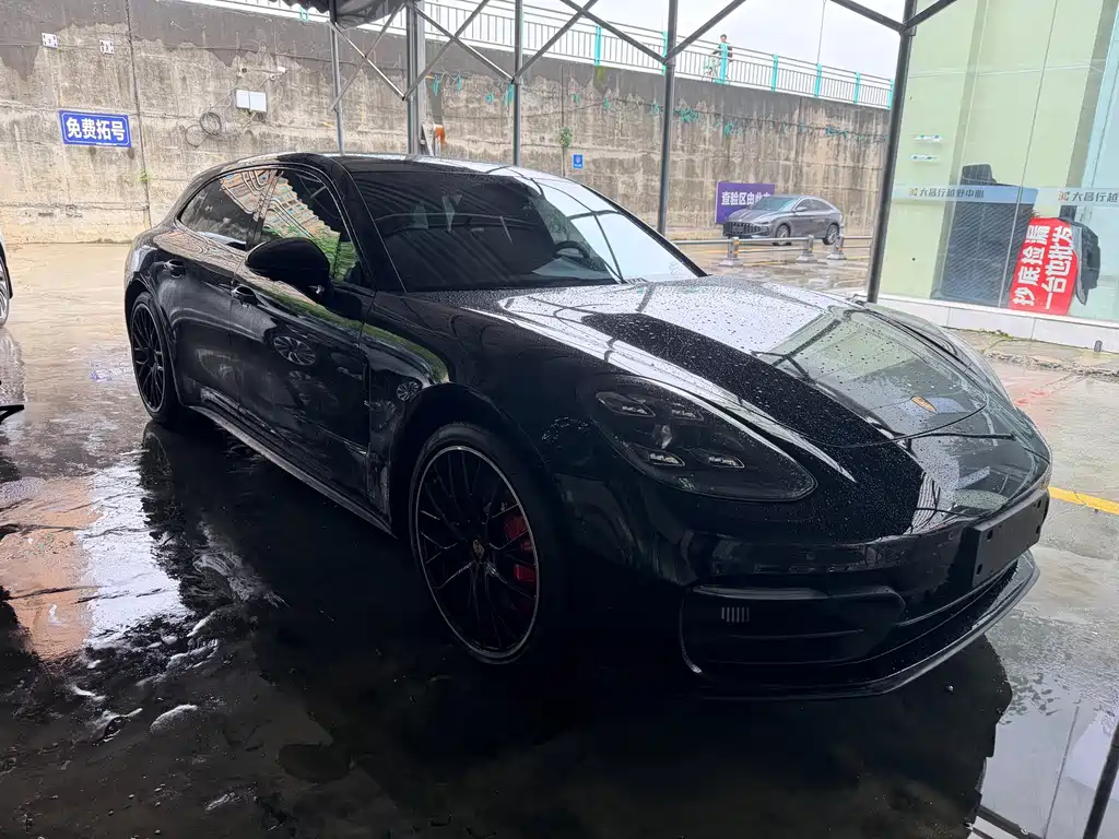 Porsche Panamera — миниатюра 2