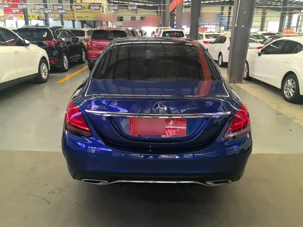 Mercedes-Benz C-Class — миниатюра 6