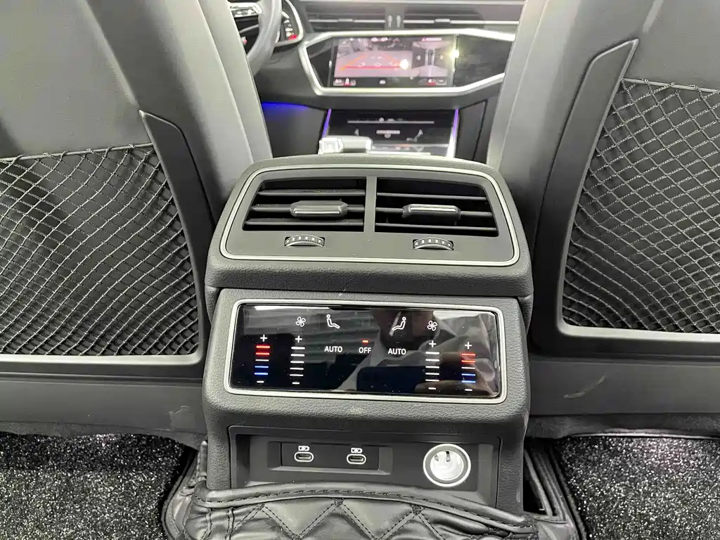 Audi A6L — миниатюра 15