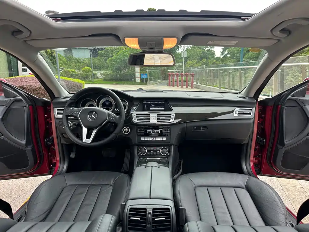 Mercedes-Benz CLS — миниатюра 12