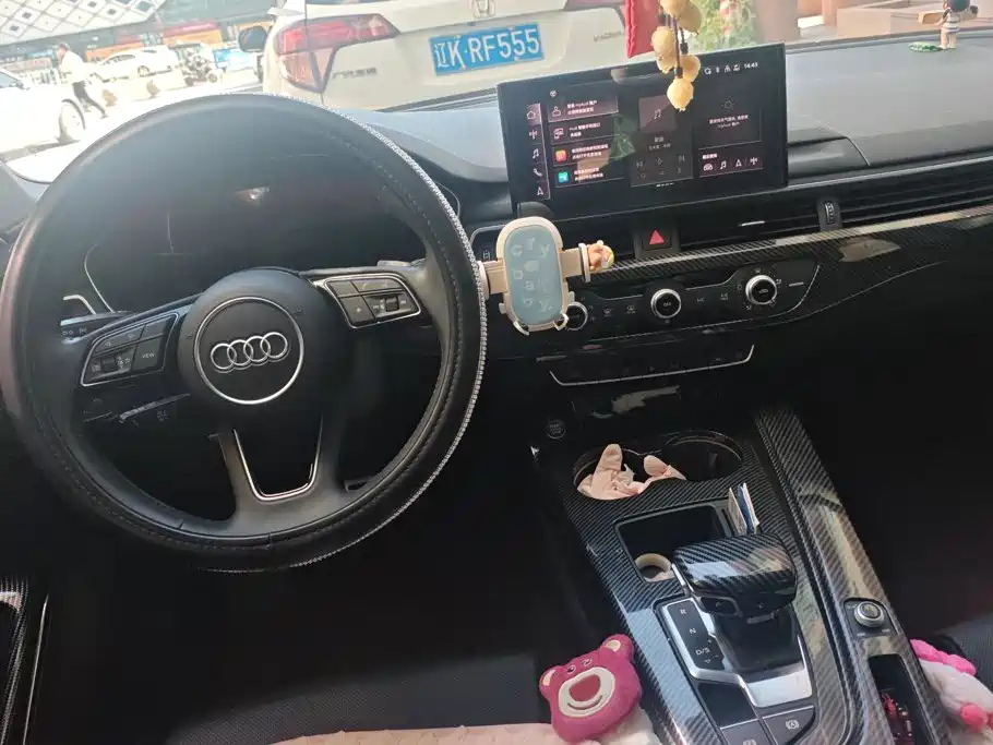 Audi A4L — миниатюра 12