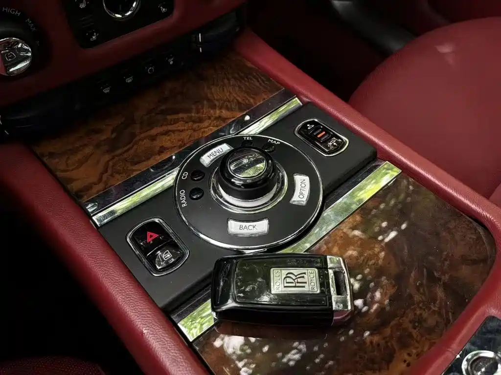 Rolls-Royce Ghost — миниатюра 9
