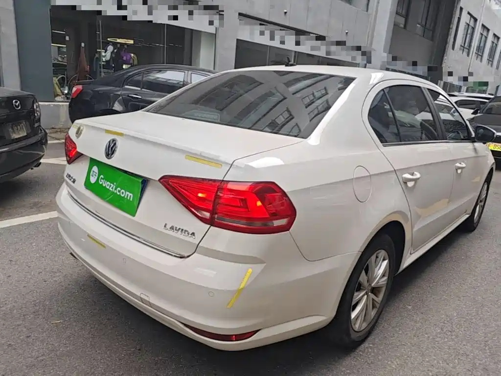 Volkswagen Lavida — миниатюра 7