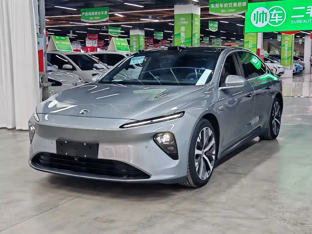 NIO ET7