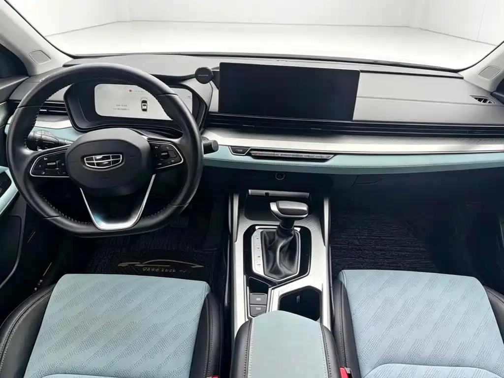 Geely Emgrand L — миниатюра 7