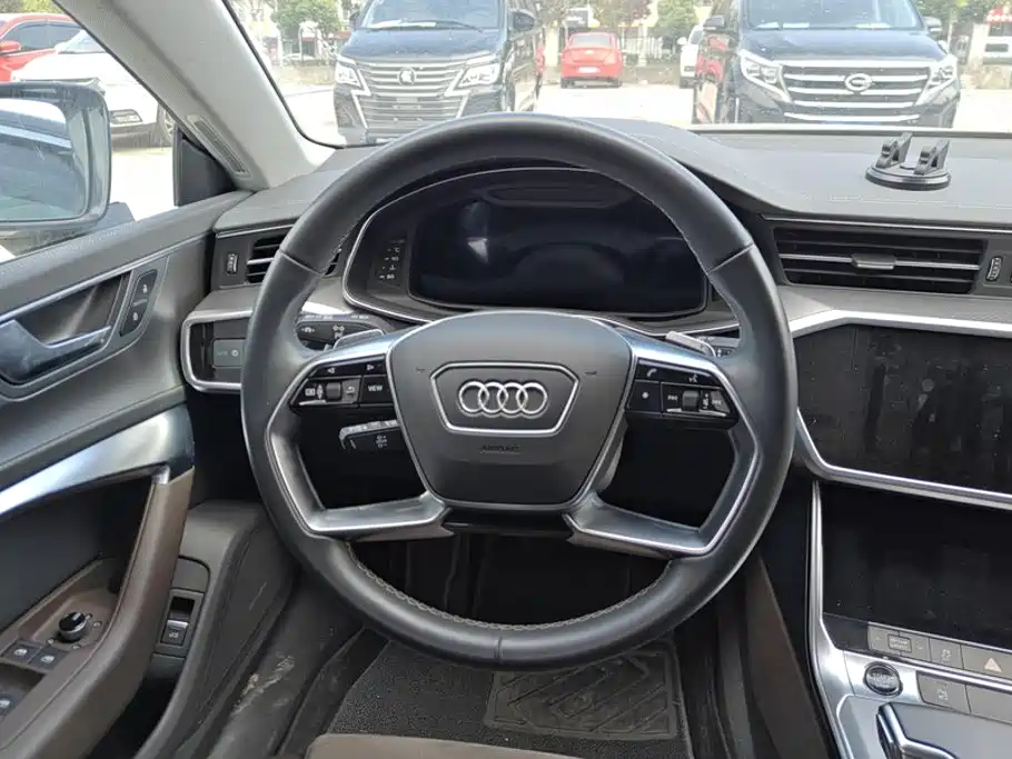 Audi A7L — миниатюра 15