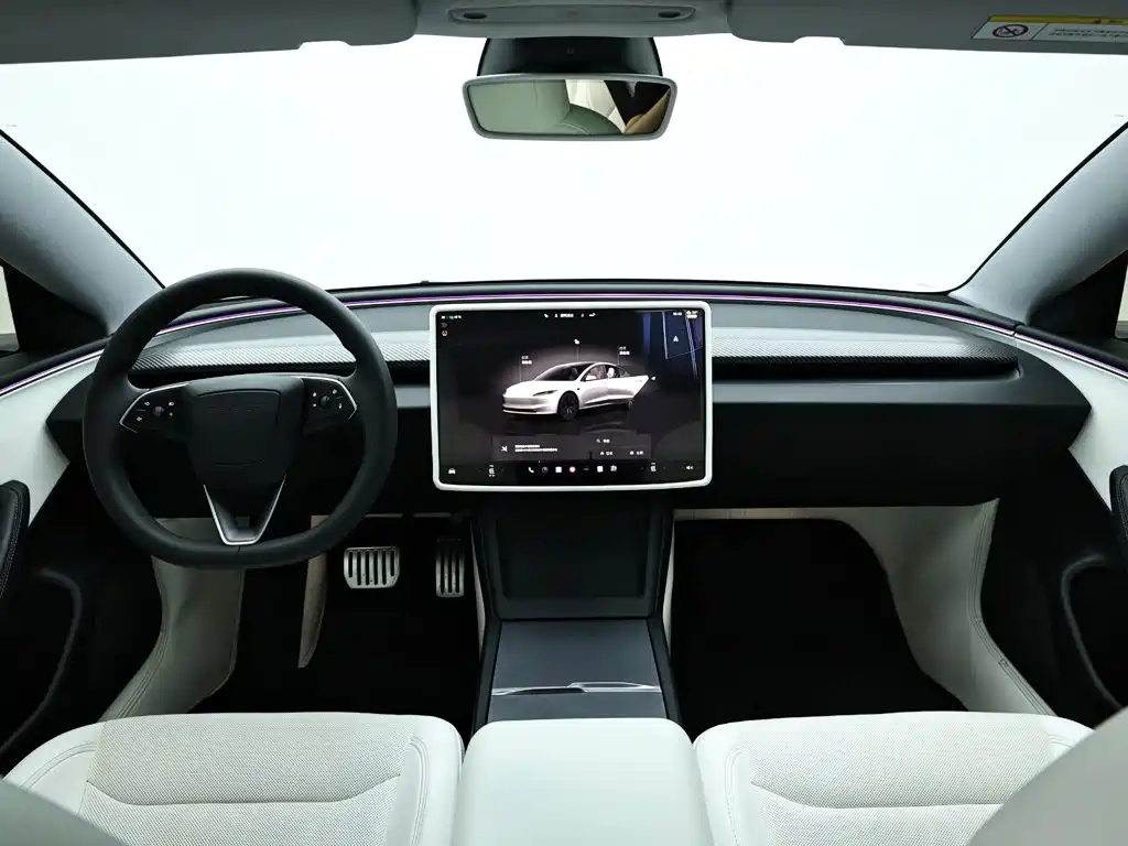 Tesla Model 3 — миниатюра 15