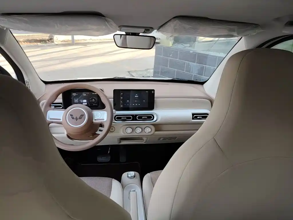 Wuling MINIEV — миниатюра 10