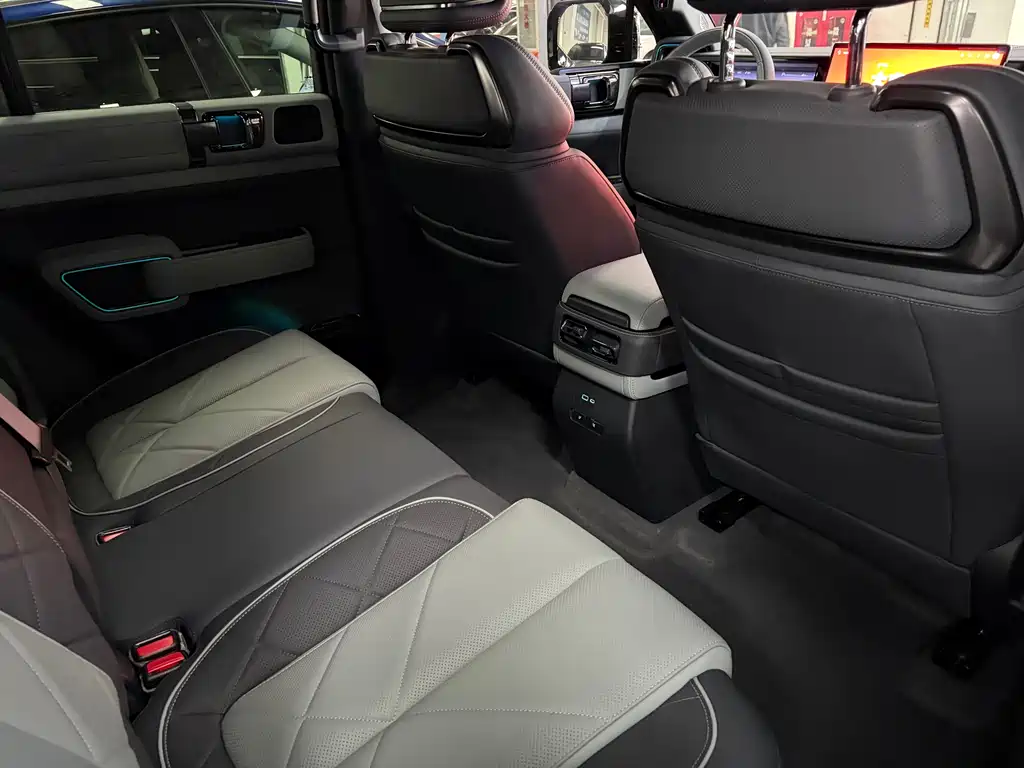 FANG CHENG BAO LEOPARD 5