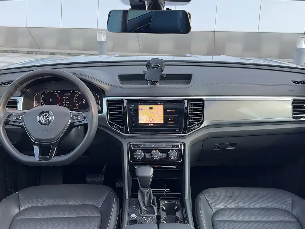 Volkswagen Teramont — миниатюра 3