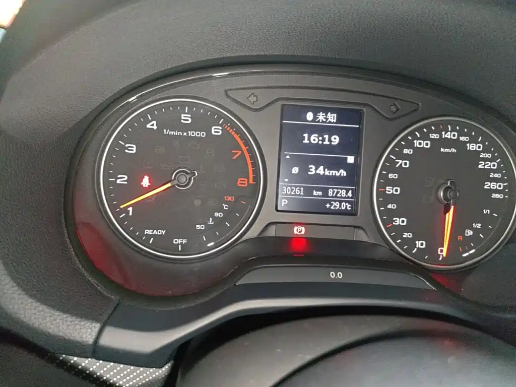 Audi Q2L — миниатюра 12