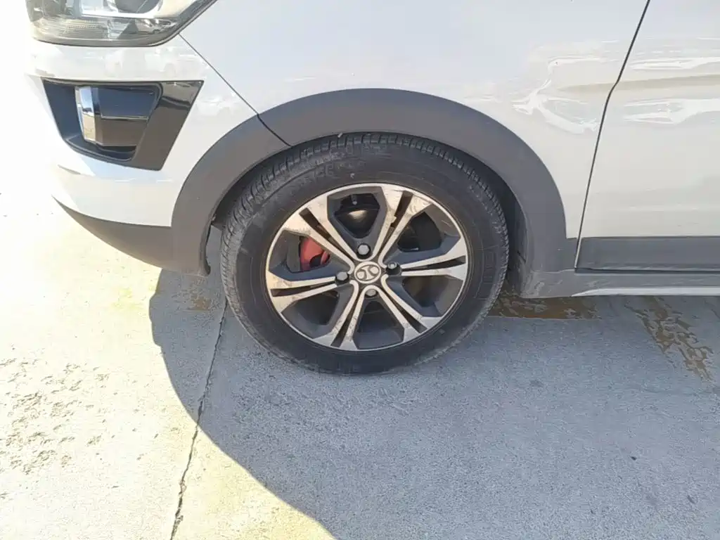 BAIC Senova X25 — миниатюра 23