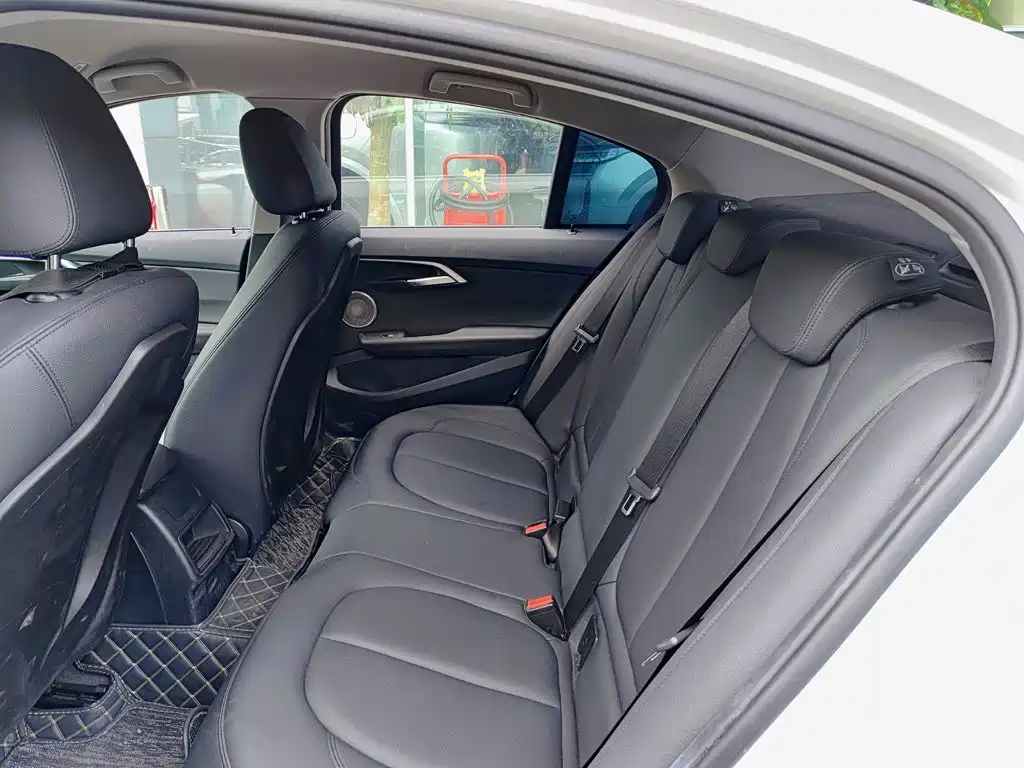 BMW 1 Series — миниатюра 8