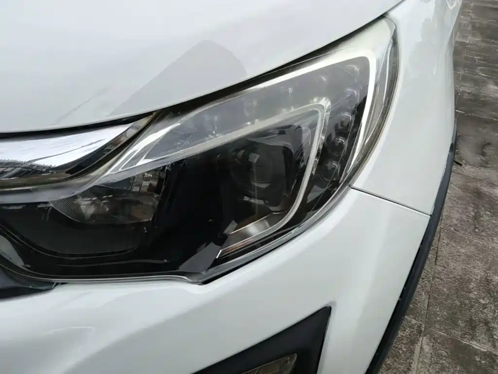 BYD Yuan — миниатюра 24