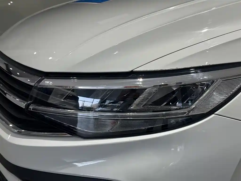 Volkswagen Bora — миниатюра 6