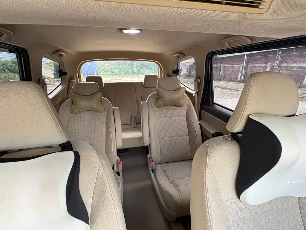 Wuling Hongguang — миниатюра 14