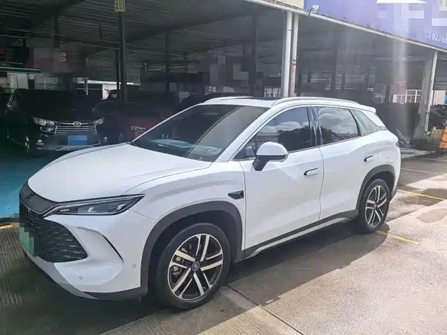 2025 BYD Song EV