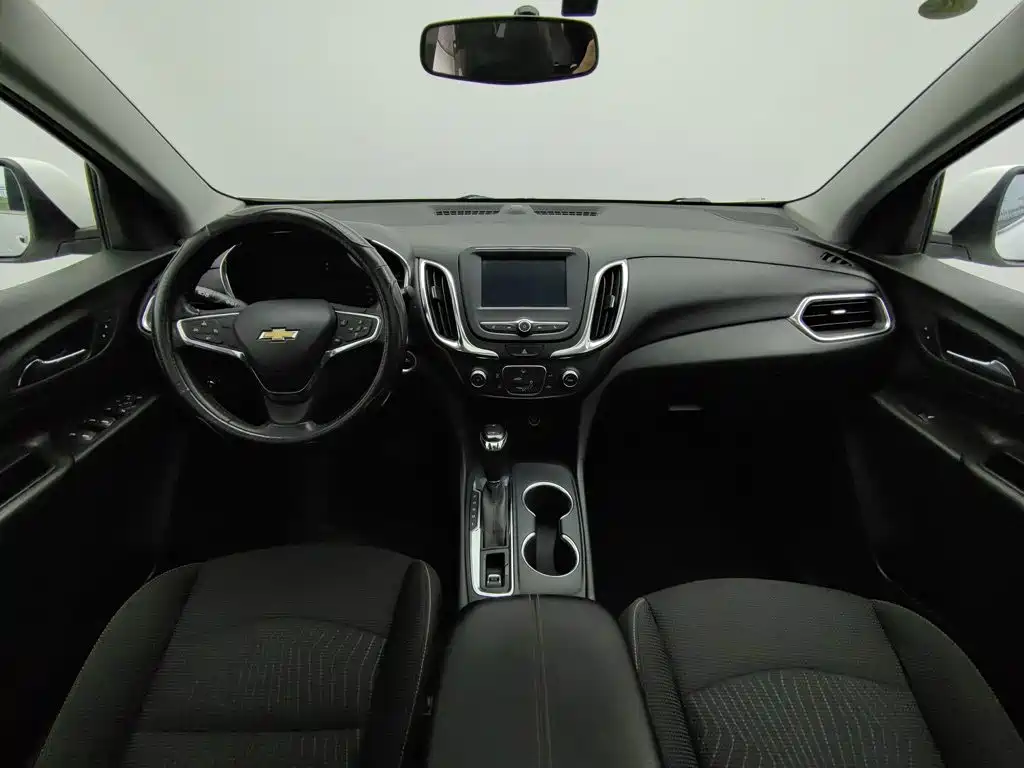 Chevrolet Equinox — миниатюра 5