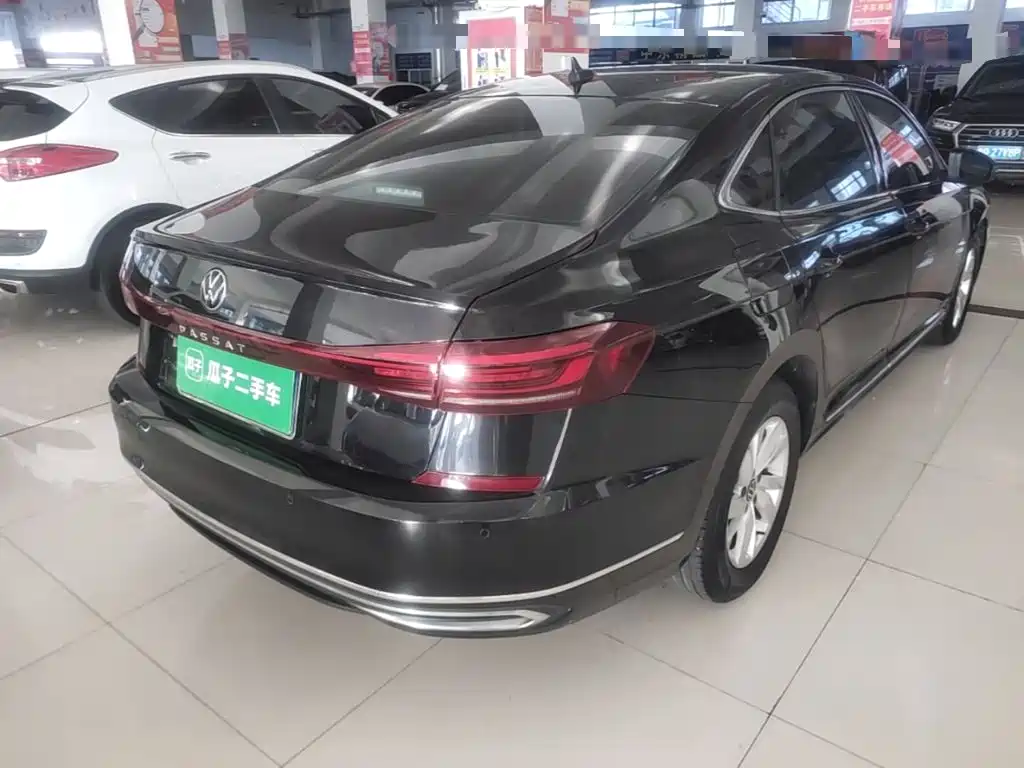 Volkswagen Passat — миниатюра 7