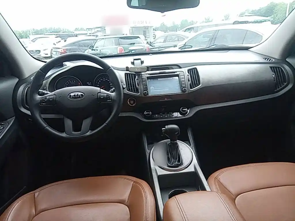 Kia Sportage — миниатюра 10