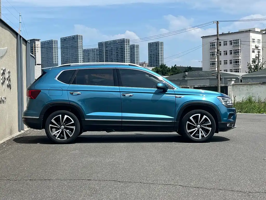 Volkswagen Tharu — миниатюра 7