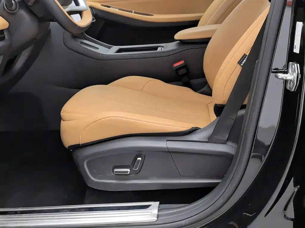 GEELY GALAXY GALAXY L7