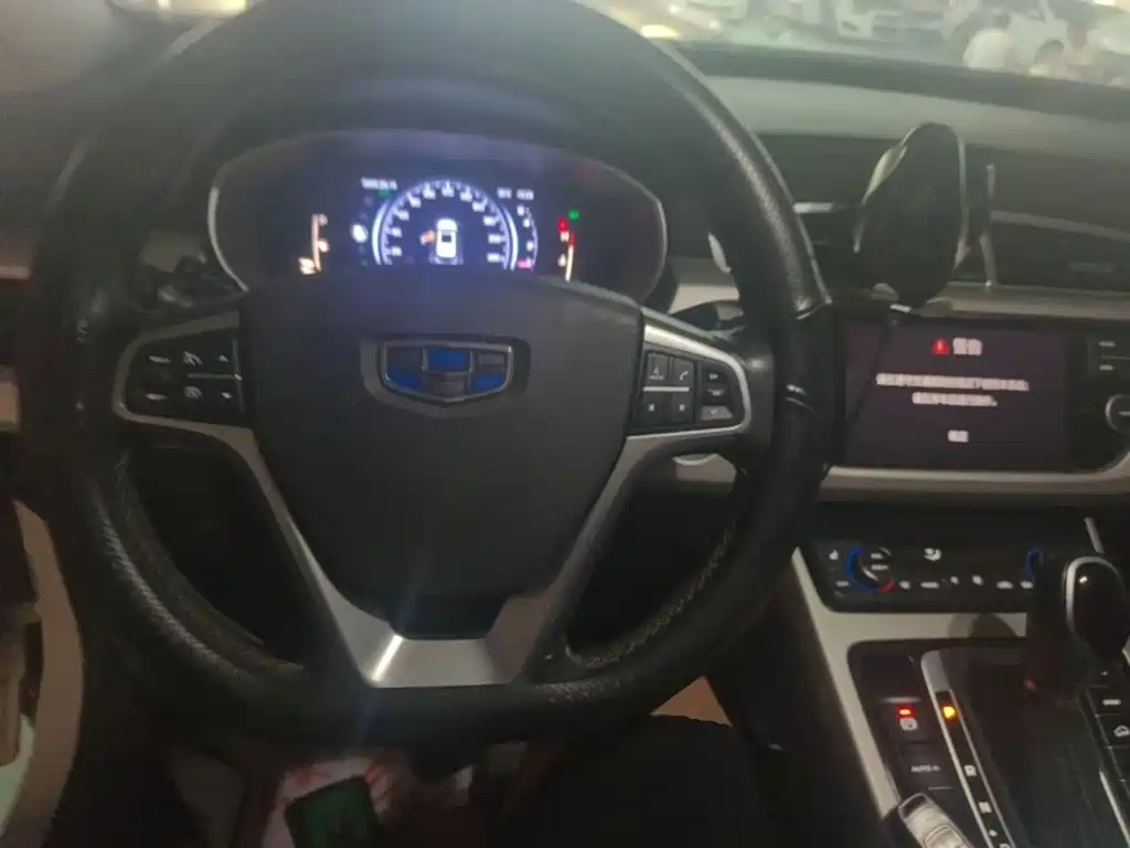 Geely Boyue — миниатюра 11