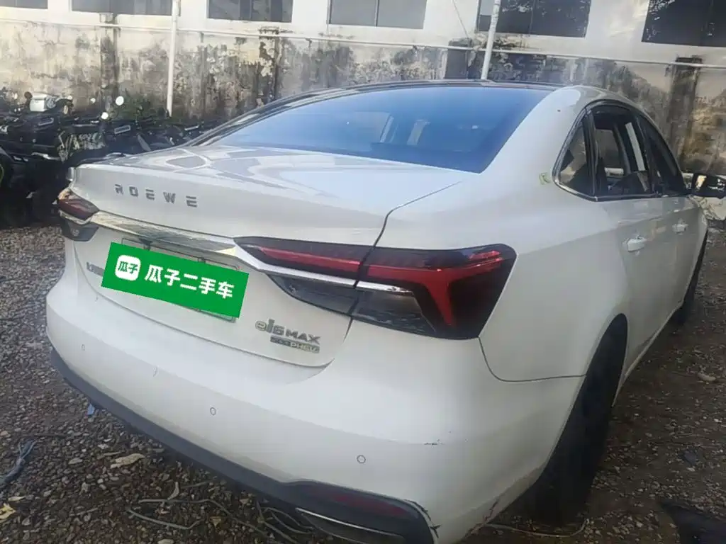Roewe i6 MAX New Energy — миниатюра 7