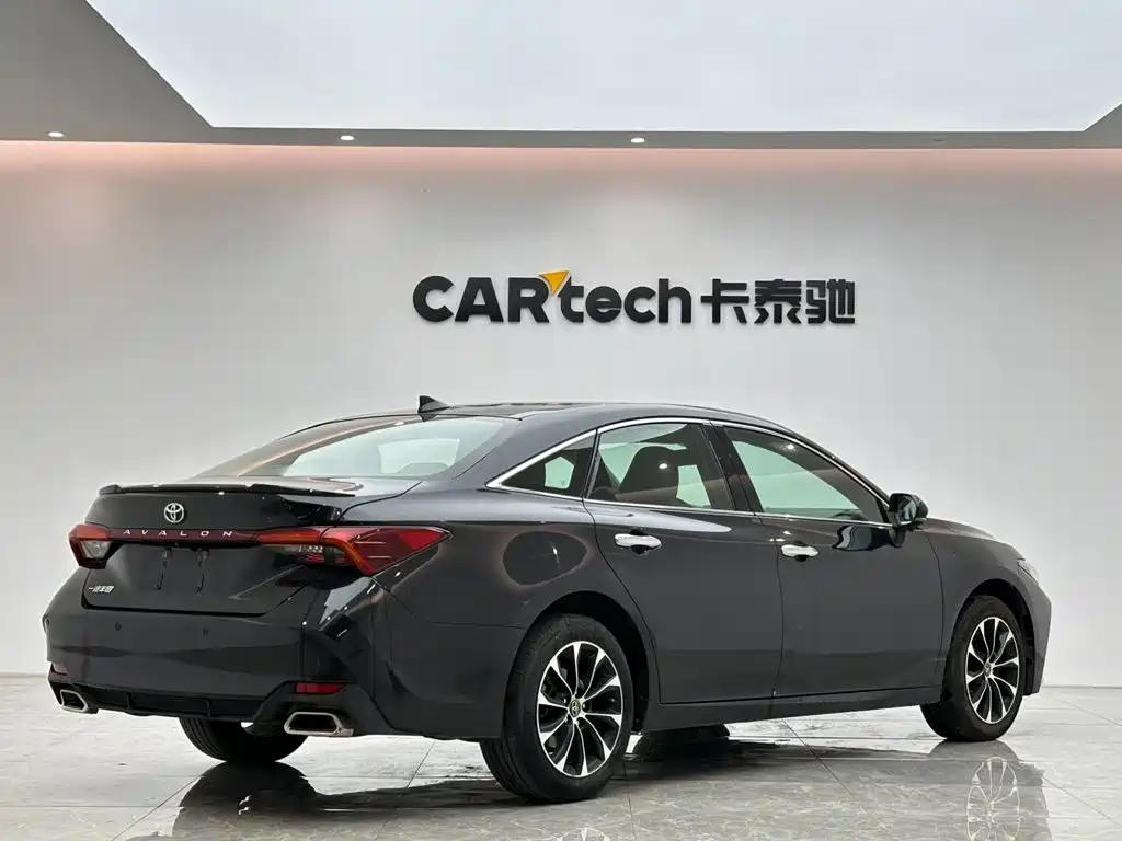 Toyota Avalon — миниатюра 5